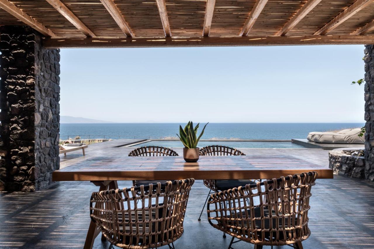 Colombos Beachfront Foinikiá Exteriér fotografie